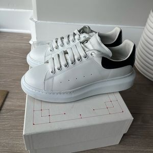 Alexander McQueen Size Eu 44.5 US 11